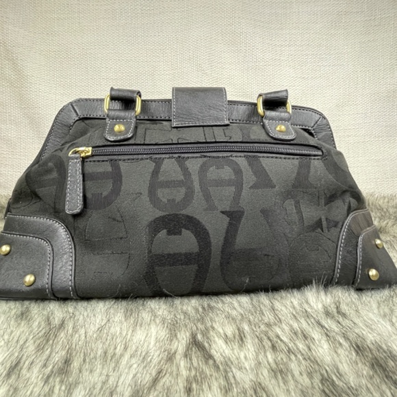 Etienne Aigner Black Signature Canvas Doctor-Style Satchel EUC - Picture 16 of 16